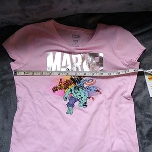 #470 Marvel Girls Pink Tee Size 8 Smudge on Bottom